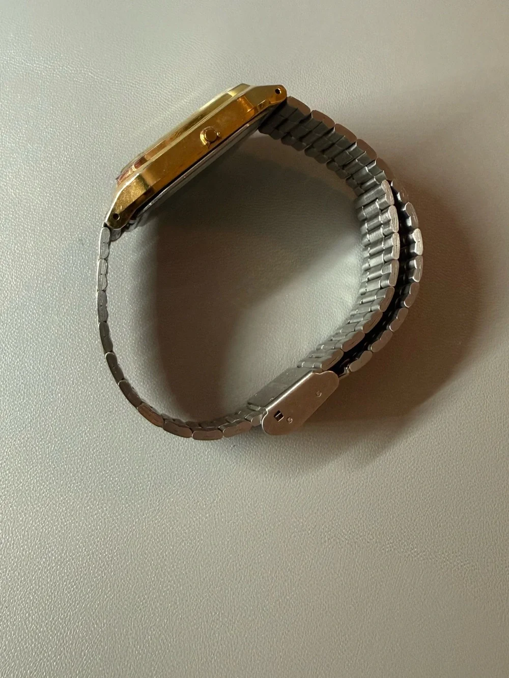 Casio Vintage AQ-230GA-9D Analog Digital Gold Tone Quartz Watch